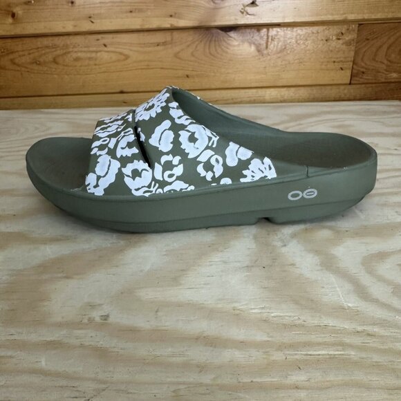OOFOS Ooahh Olive Green & White Floral Slides / Sandals - Picture 2 of 5